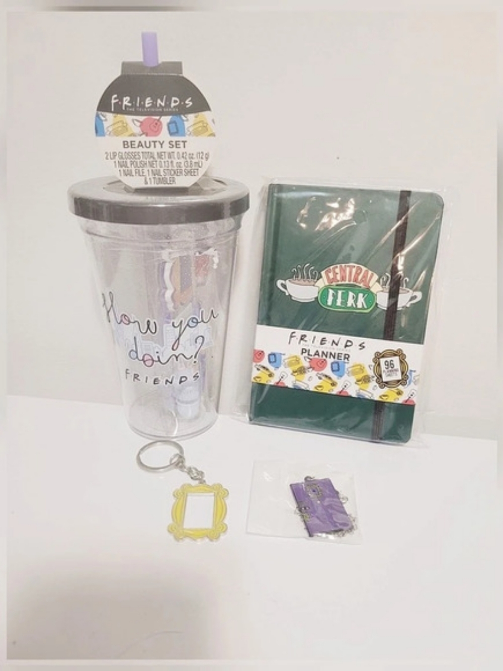 NWT Friends Central Perk Planner & Beauty Set In A Tumbler & 2 Keychains